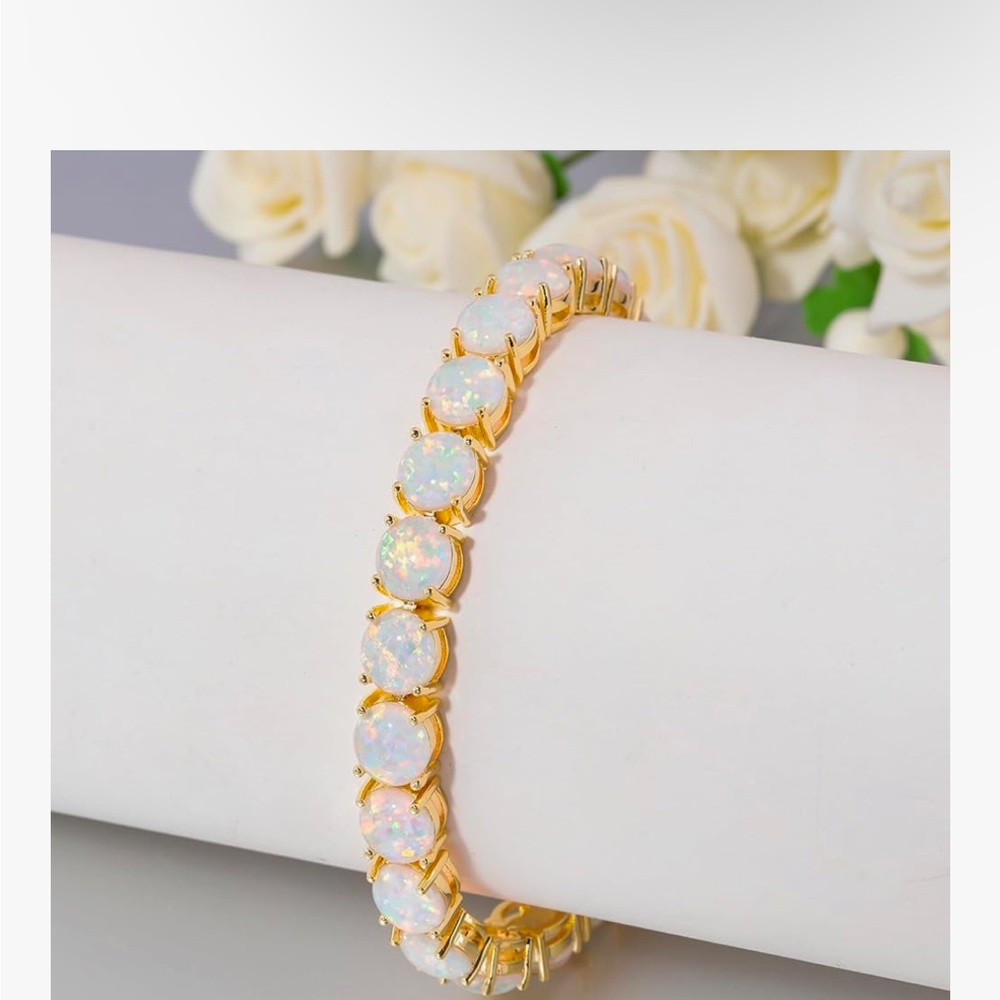 Opulent Gold and Opal Women's Bracelet